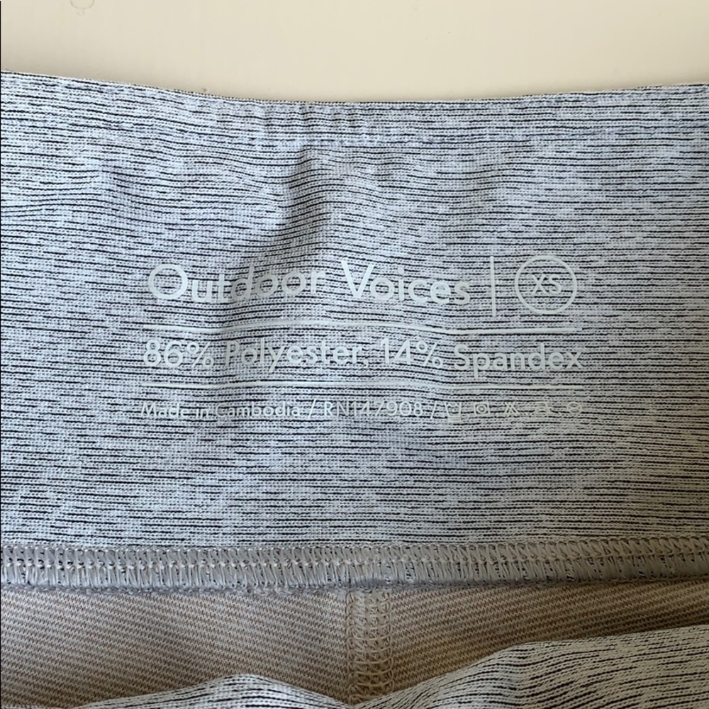 Outdoor Voices 7/8 dipped leggings - Picture 3 of 8